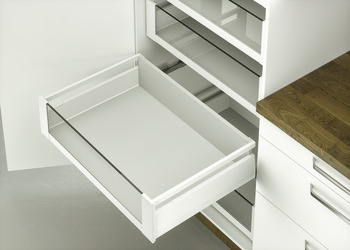 Garniture de tiroir casserolier à l'anglaise, Häfele Matrix Box P35 VIS, avec insert de façade avant et galerie longitudinale rectangulaire, hauteur de côtés 115 mm, capacité de charge 35 kg